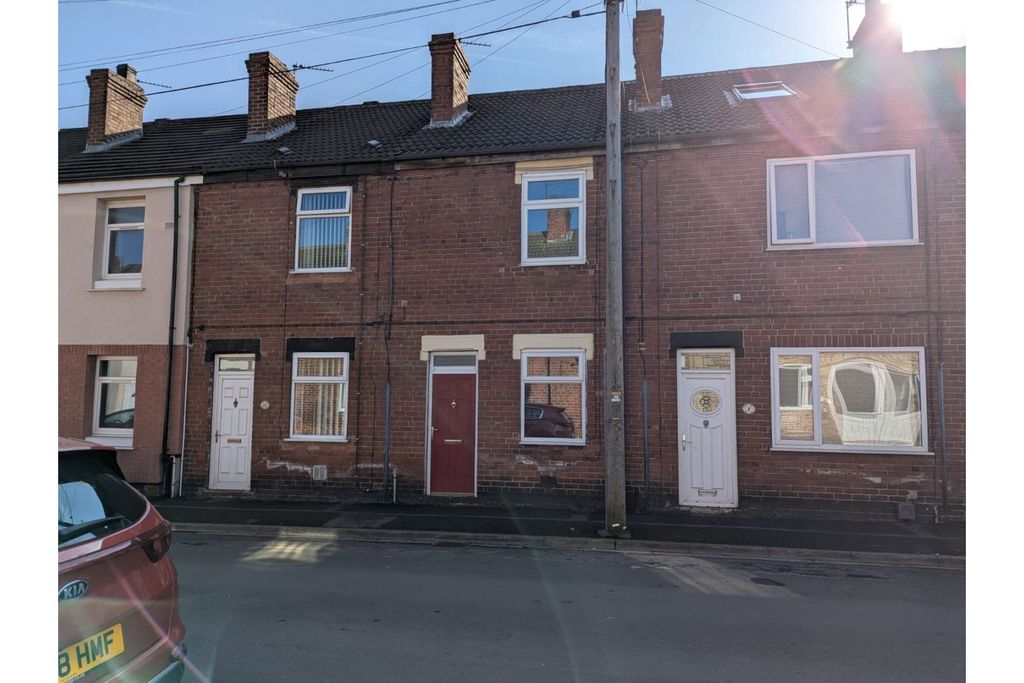 Property photo 1 of 12