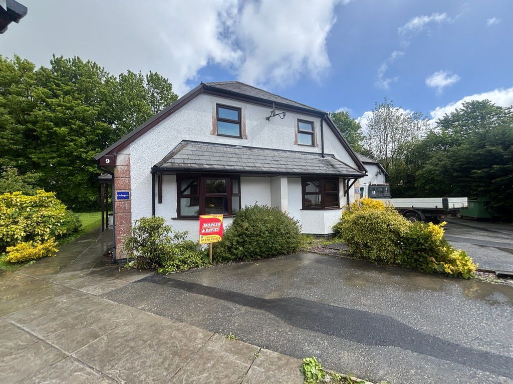 Property photo 1 of 15