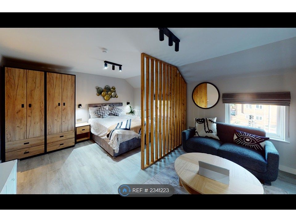 Property photo 2 of 20 Flat 2 - Overview