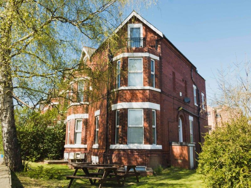 Property photo 1 of 20