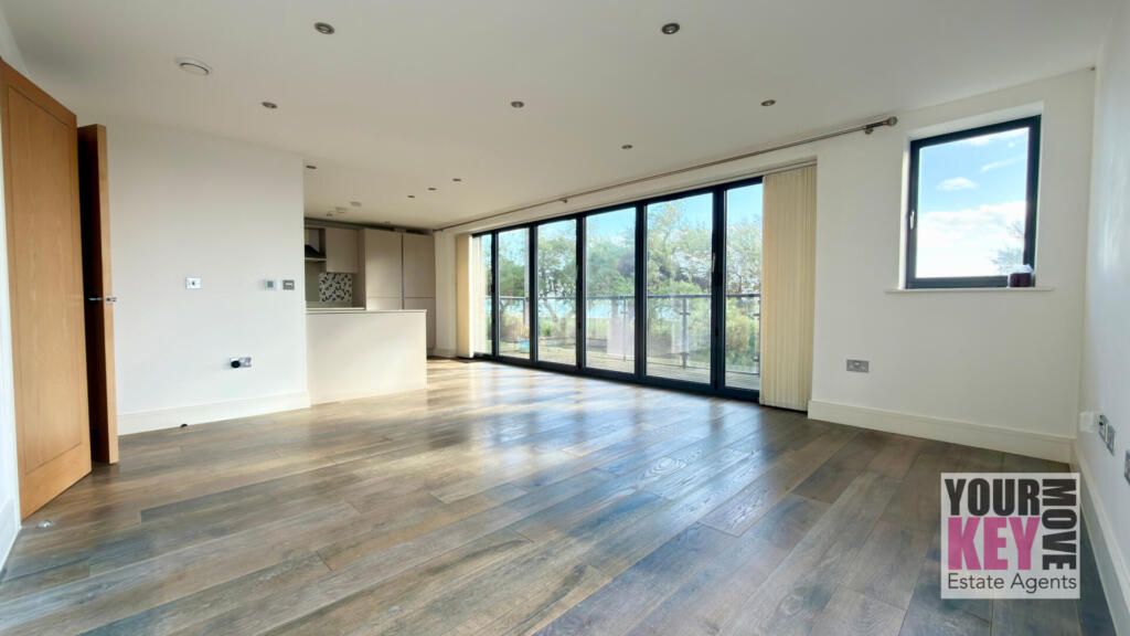 Property photo 2 of 29