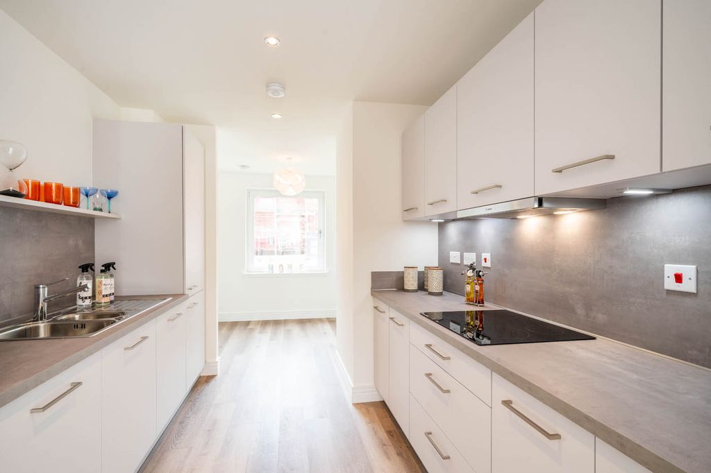 Property photo 3 of 12 Property Image 3