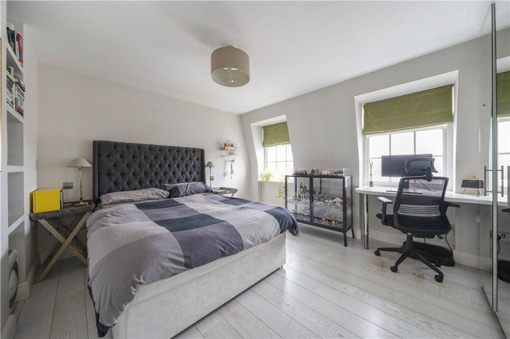 Property photo 3 of 26 Picture No. 02