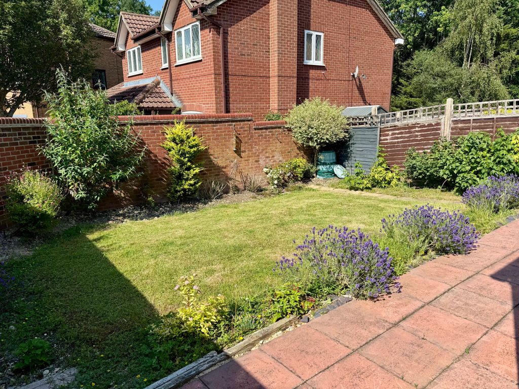 Property photo 2 of 14 Gard2