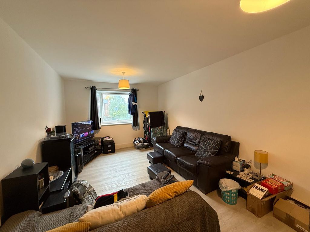 Property photo 3 of 5 Dining Room