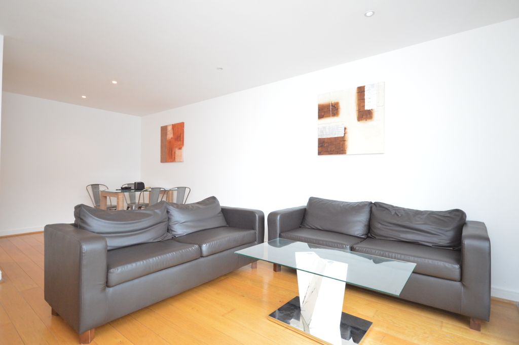 Property photo 1 of 13 2 Double Bedroom Apartment To Rent