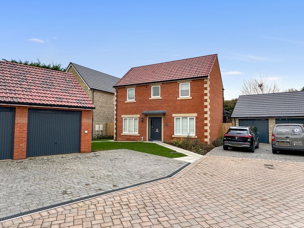 Property photo 1 of 10 Front Elevation