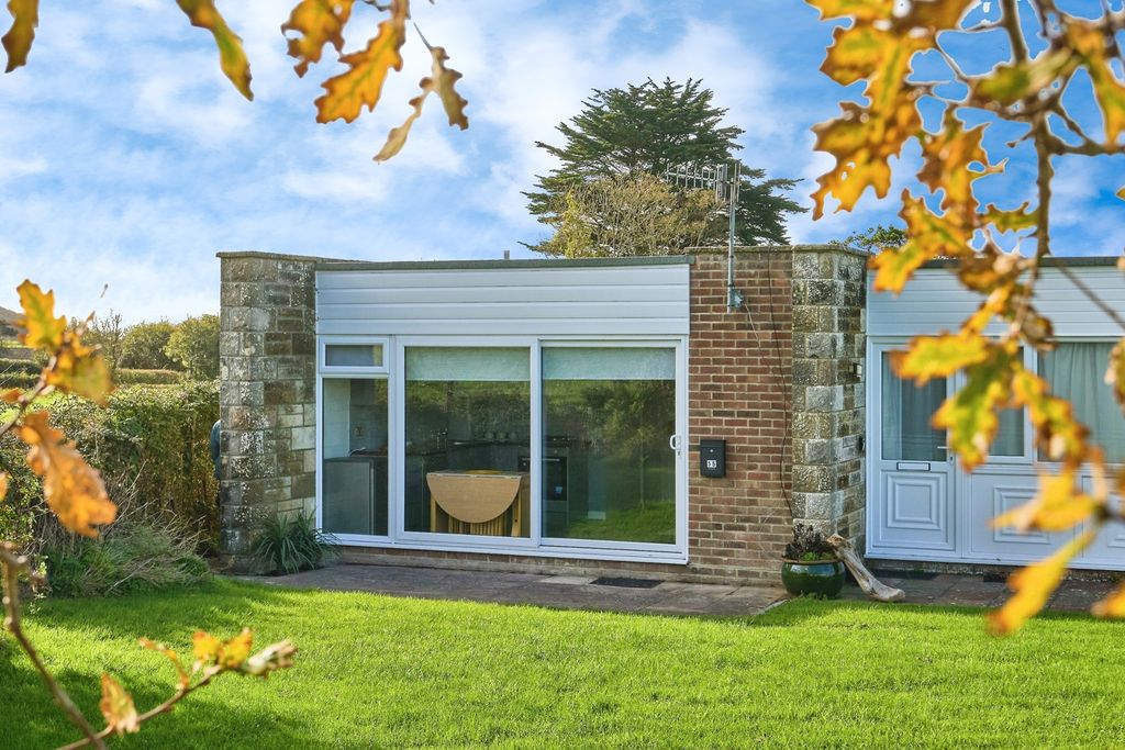 Property photo 1 of 11 Photo