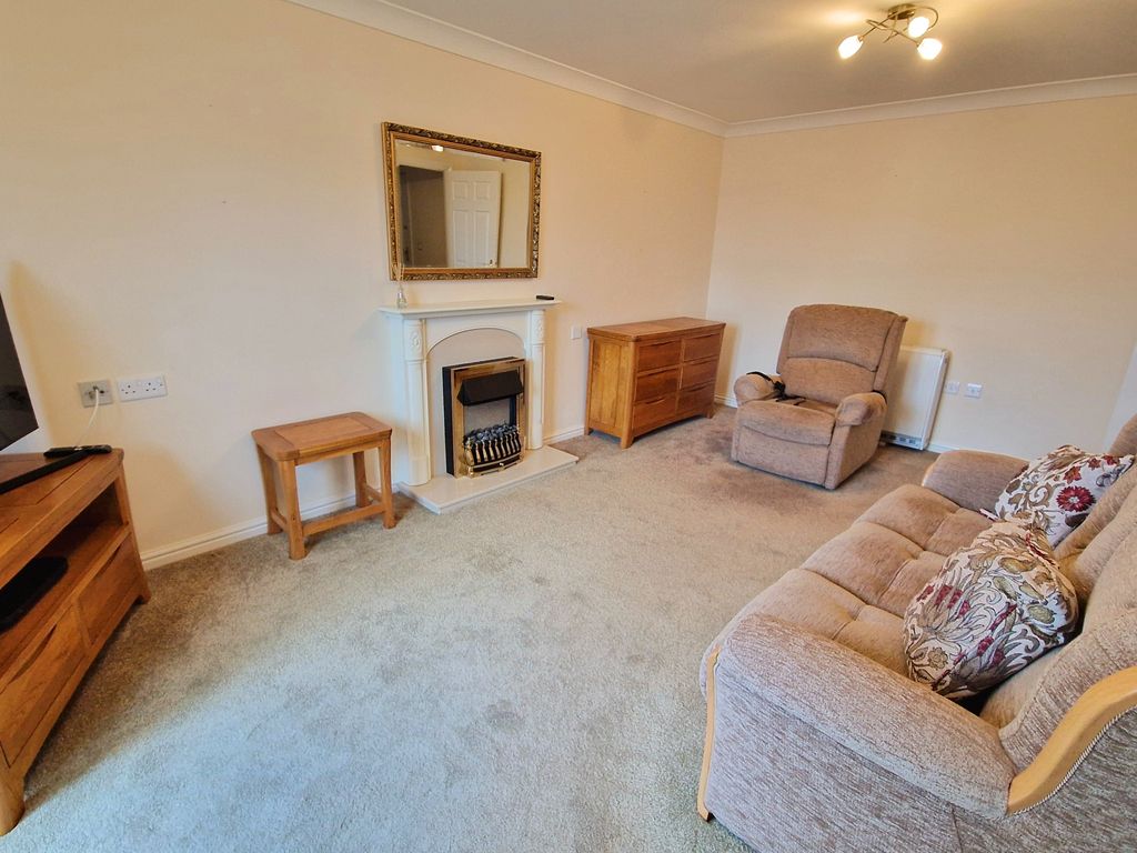 Property photo 3 of 9
