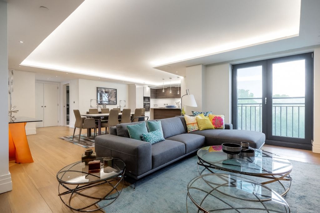 Property photo 2 of 10 1