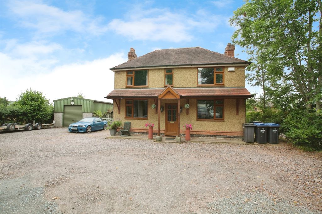 Property photo 2 of 30