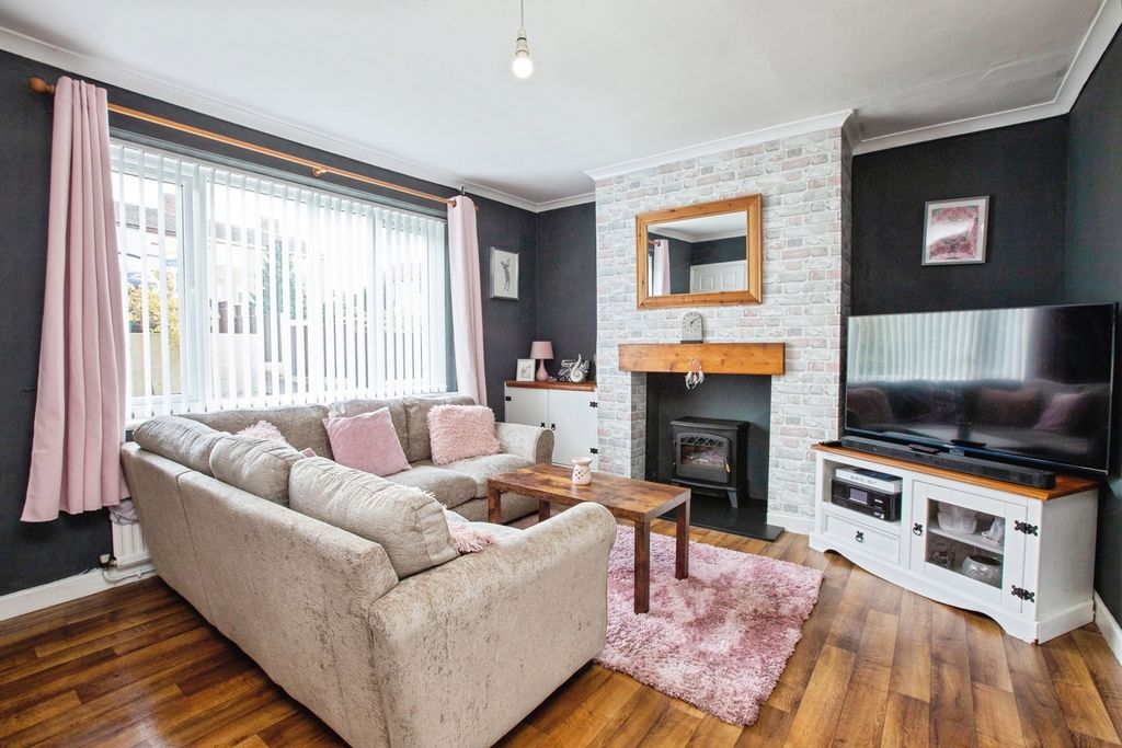 Property photo 2 of 21 Pbox-Img.Jpg