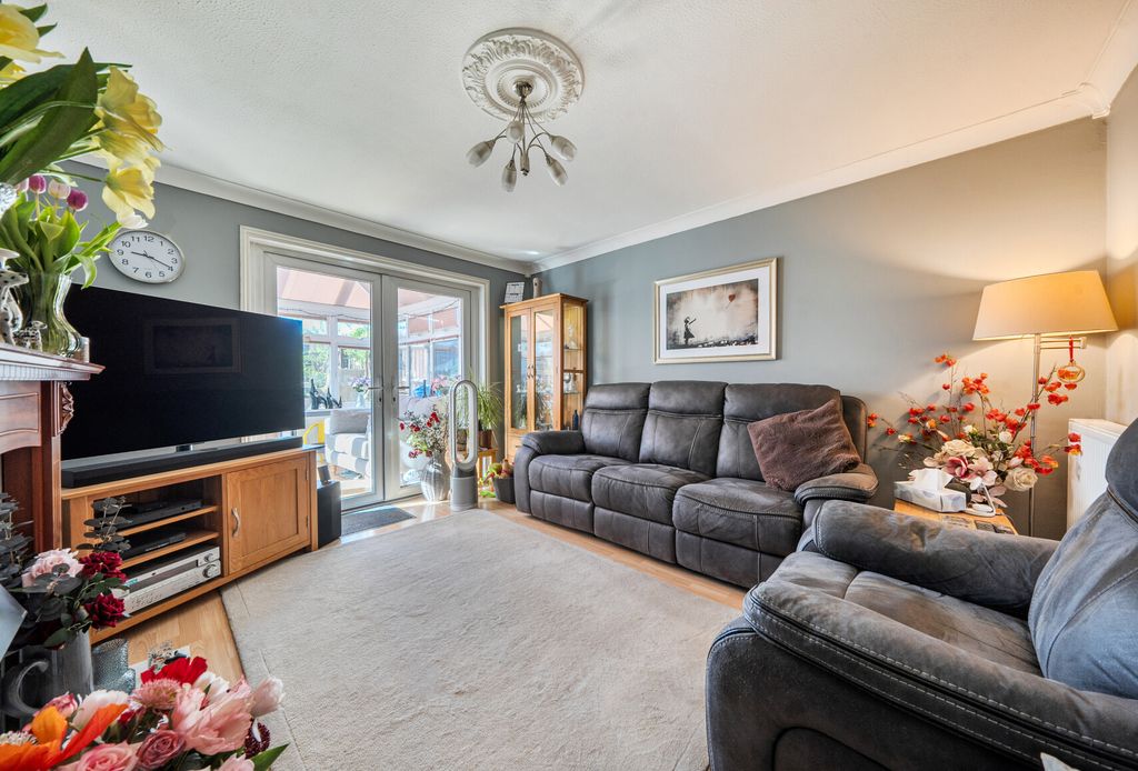 Property photo 2 of 20 1453495-16-69F1c7...