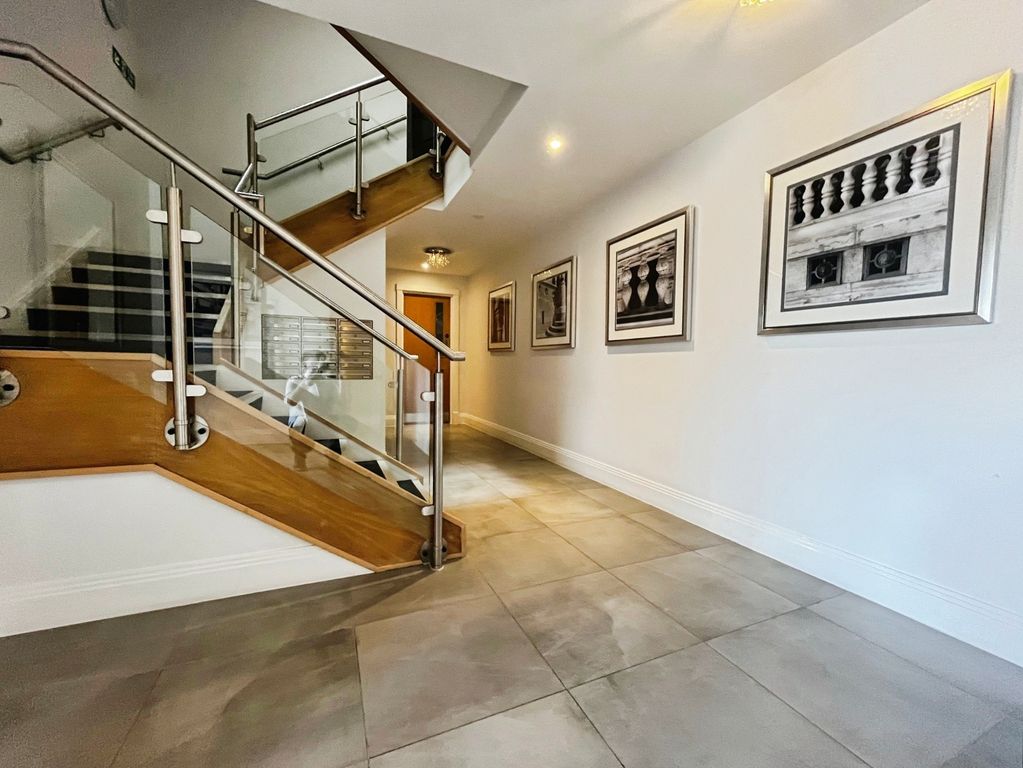 Property photo 2 of 14 Pbox-Img.Jpg