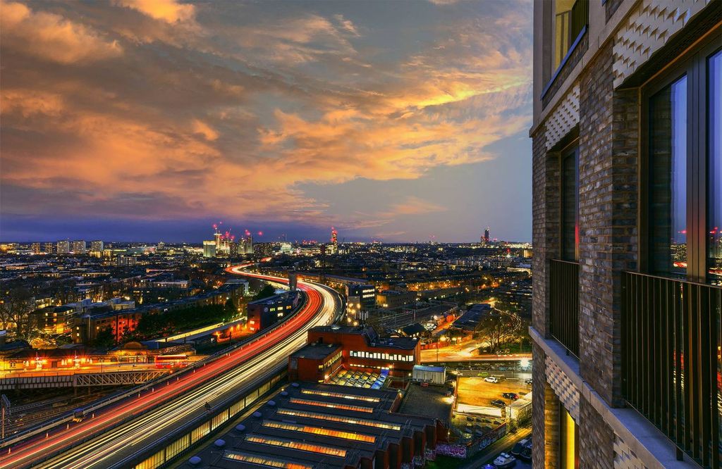 Property photo 1 of 21