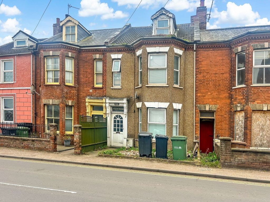 Property photo 2 of 4