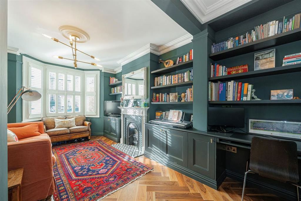 Property photo 2 of 8