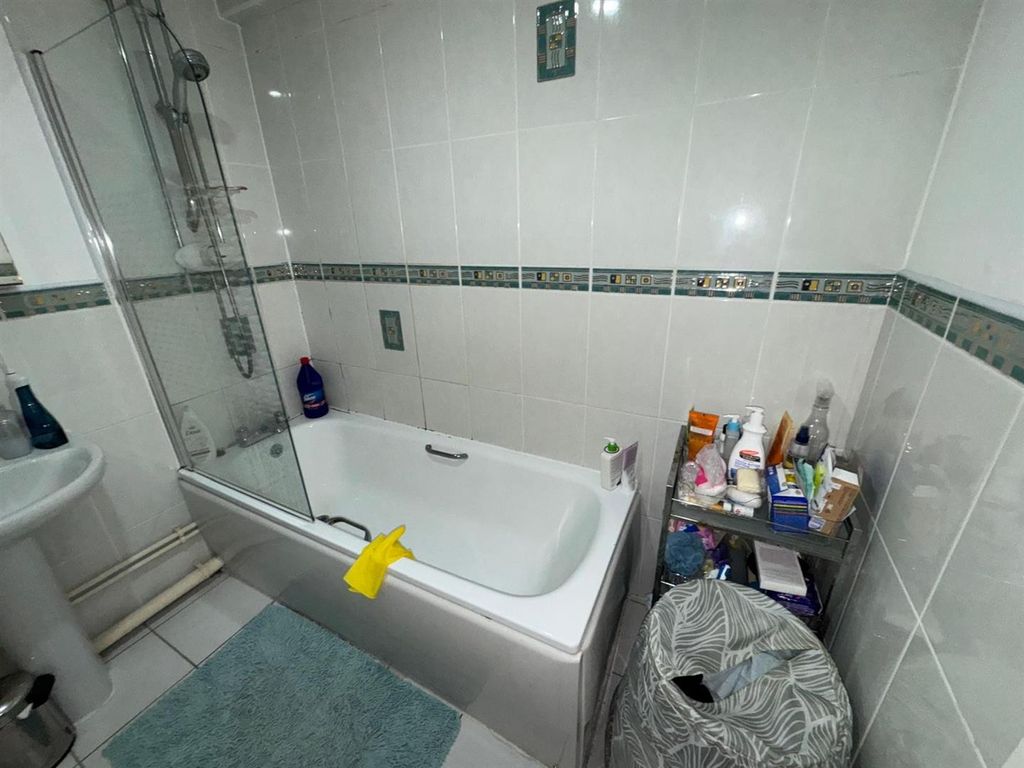 Property photo 2 of 8 1.Jpg
