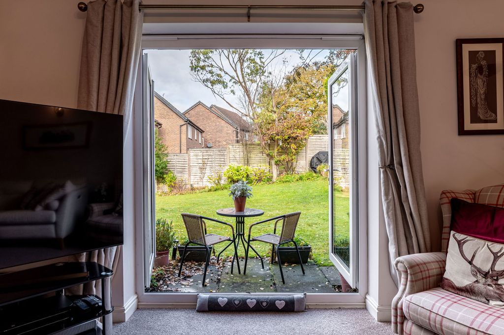 Property photo 3 of 26