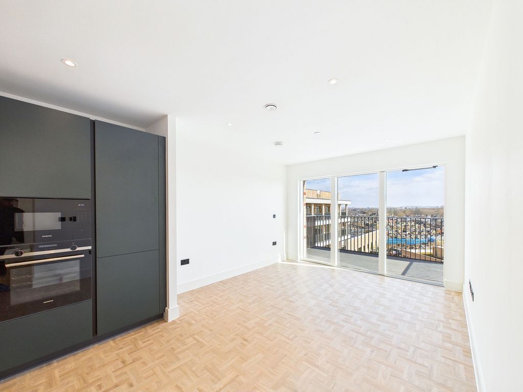 Property photo 3 of 26