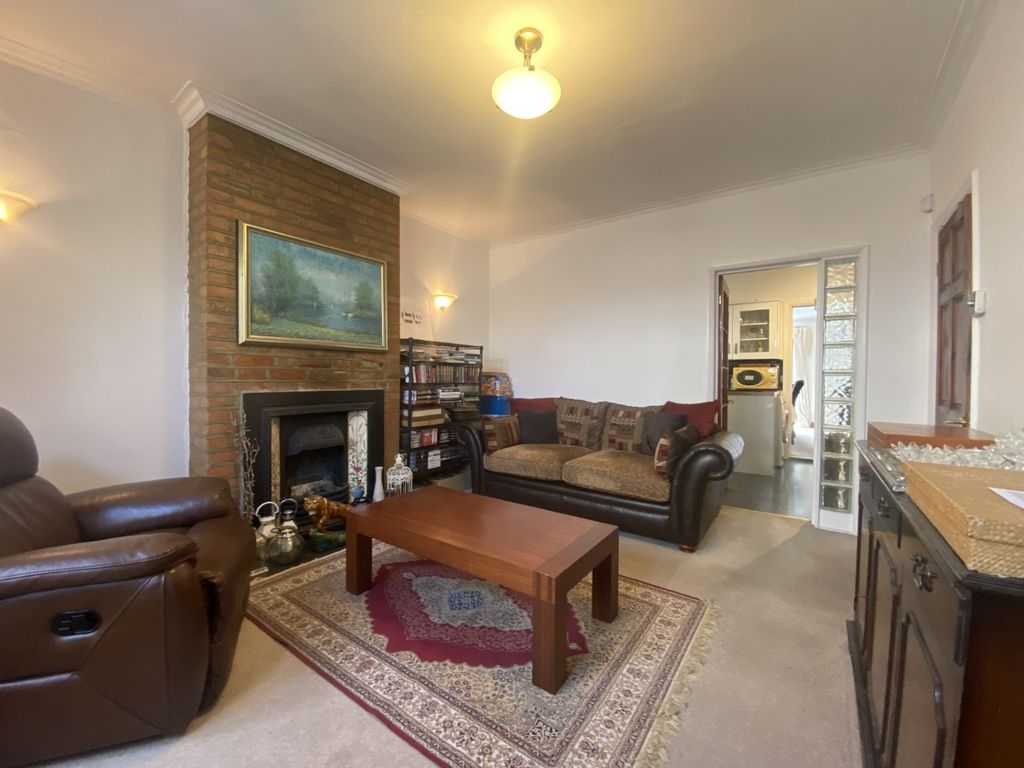 Property photo 1 of 13 4514480