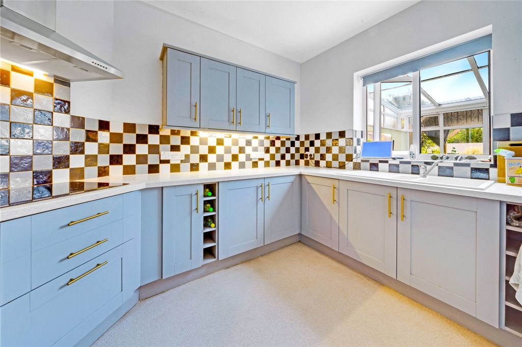 Property photo 3 of 15 Picture No. 44