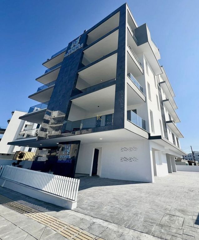 Property photo 1 of 20