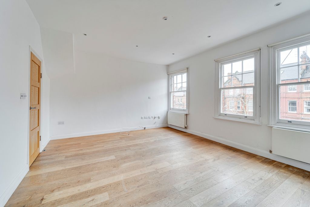 Property photo 2 of 12 Ndb05157_Enfused