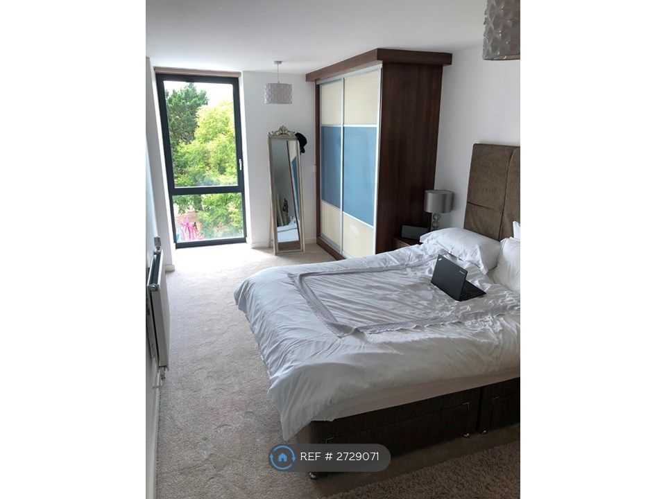 Property photo 3 of 6