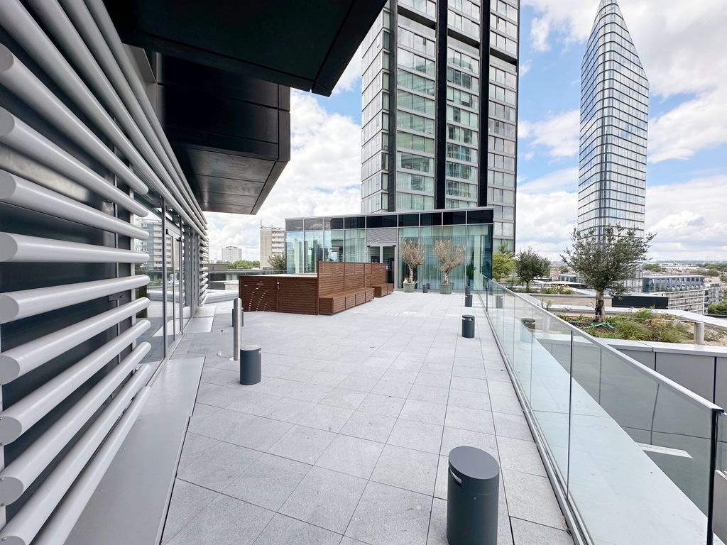 Property photo 2 of 23