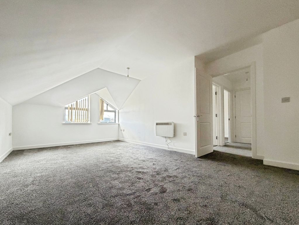 Property photo 3 of 7 Living Room 1