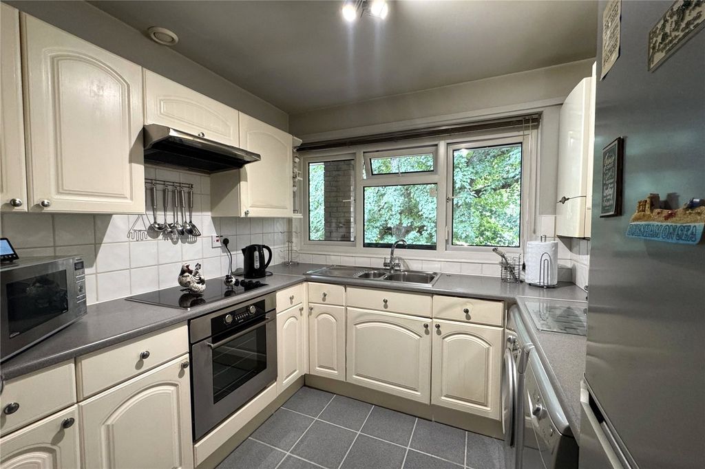 Property photo 3 of 11 Picture No. 09