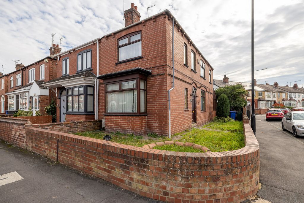 Property photo 1 of 20