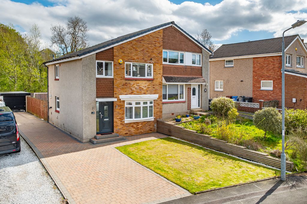 Property photo 1 of 46