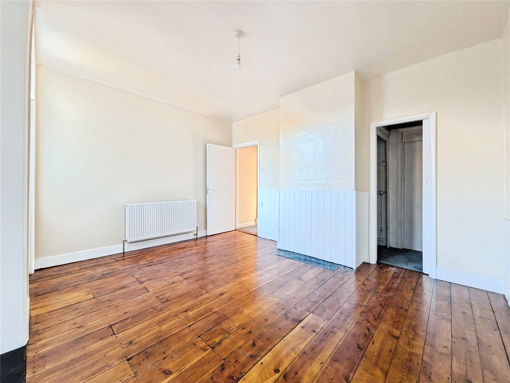 Property photo 2 of 10 Picture No. 03