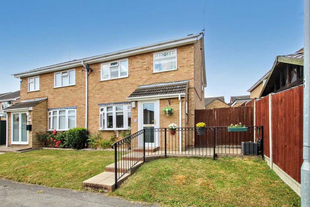 Property photo 1 of 27