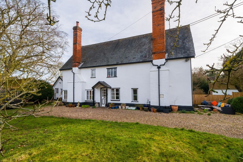 Property photo 2 of 30 1440Px_Amberley - 3
