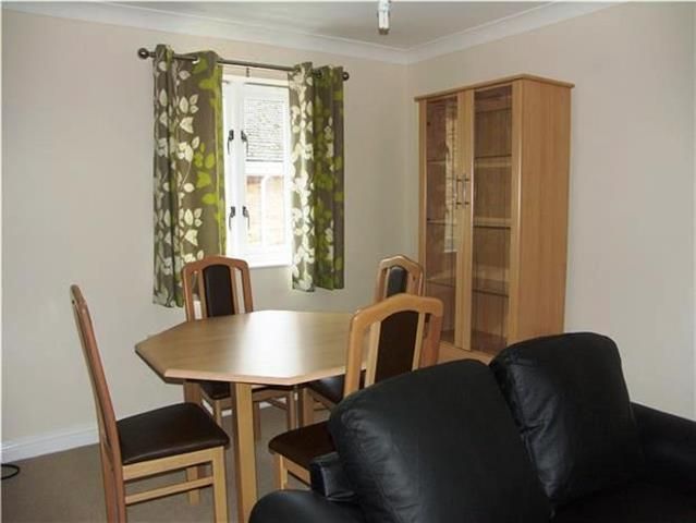 Property photo 3 of 8 Dining Room