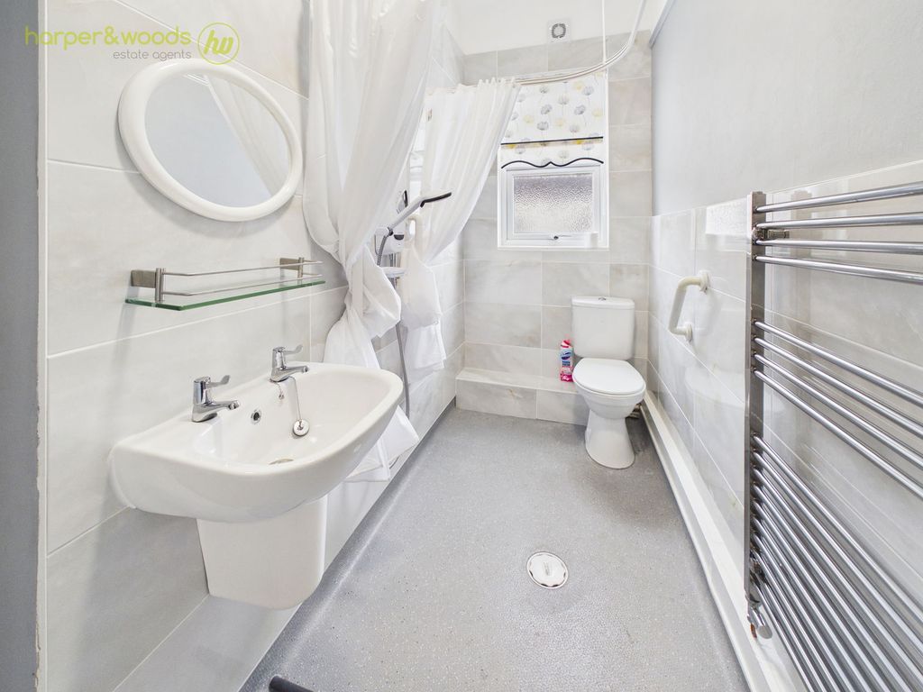 Property photo 3 of 26