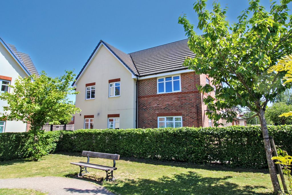 Property photo 1 of 11