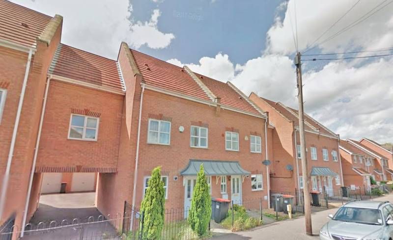 Property photo 1 of 5