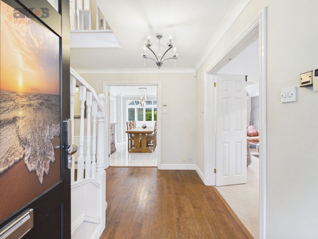 Property photo 3 of 38 5547956