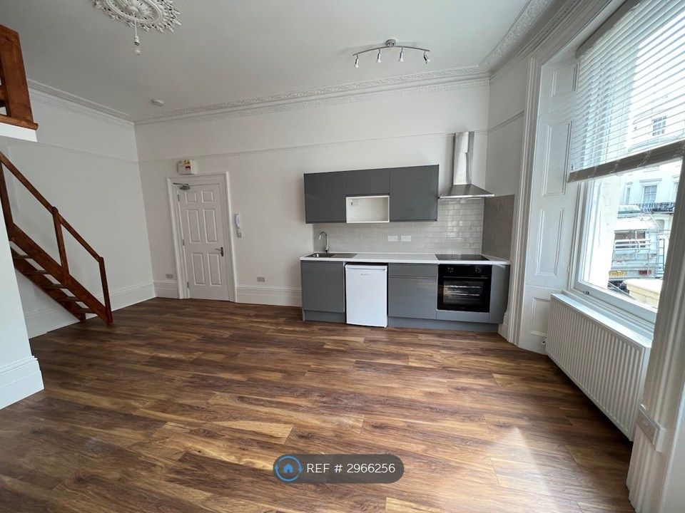 Property photo 3 of 3