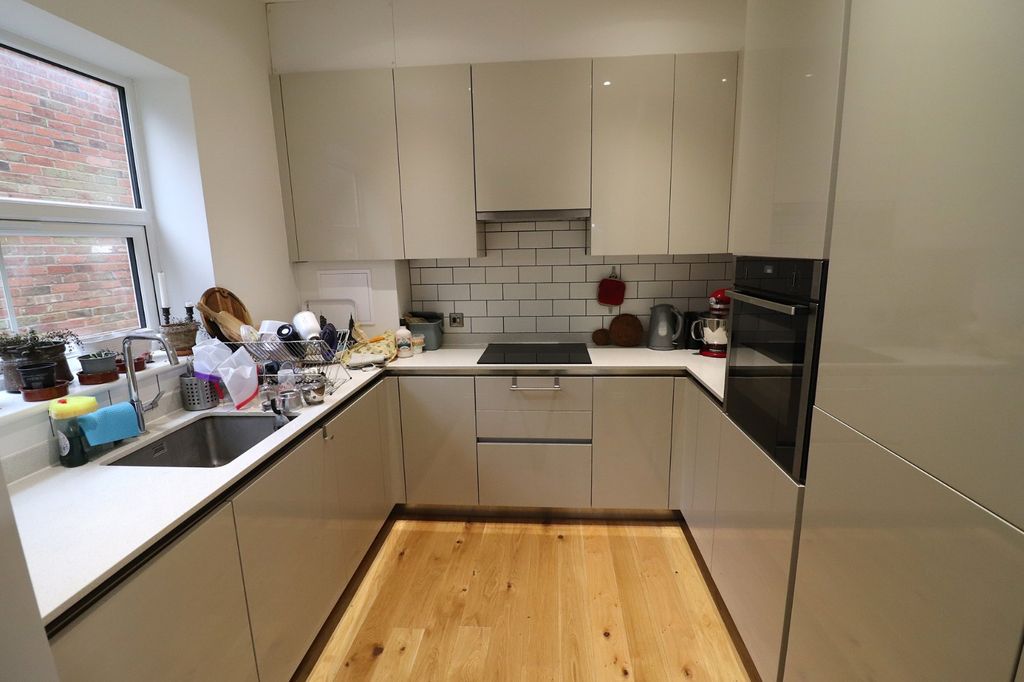 Property photo 3 of 11 Picture No. 11