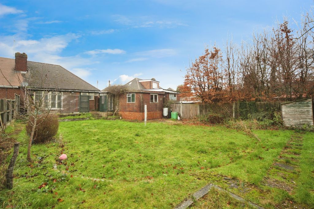 Property photo 3 of 23