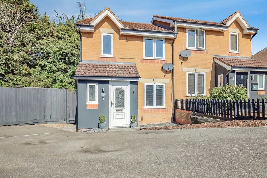 Property photo 1 of 15