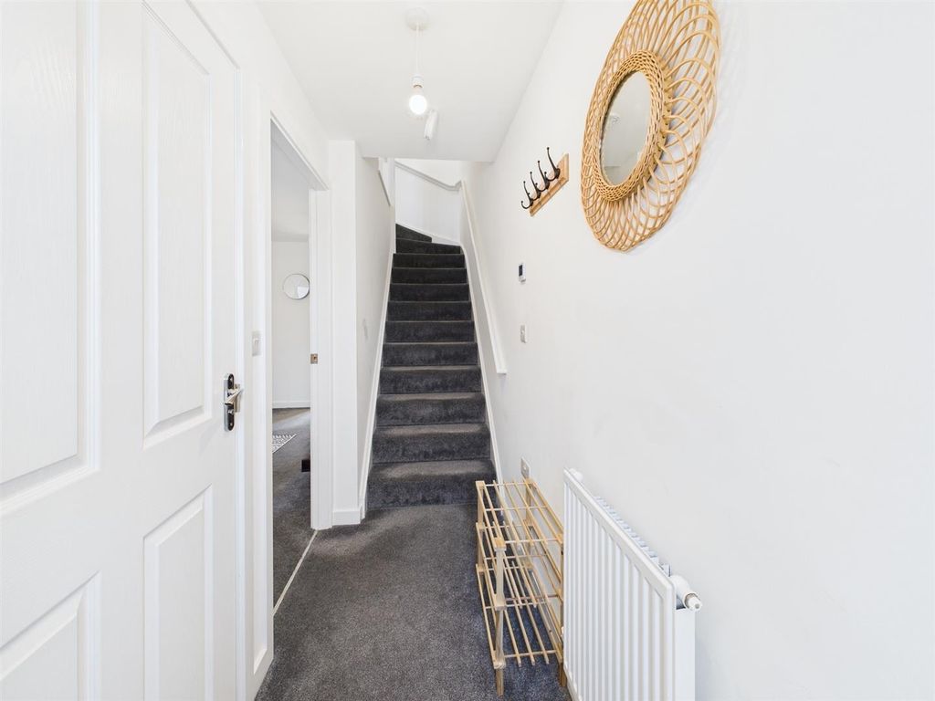 Property photo 2 of 12 Cam03278G0-Pr0123-Still001.Jpg