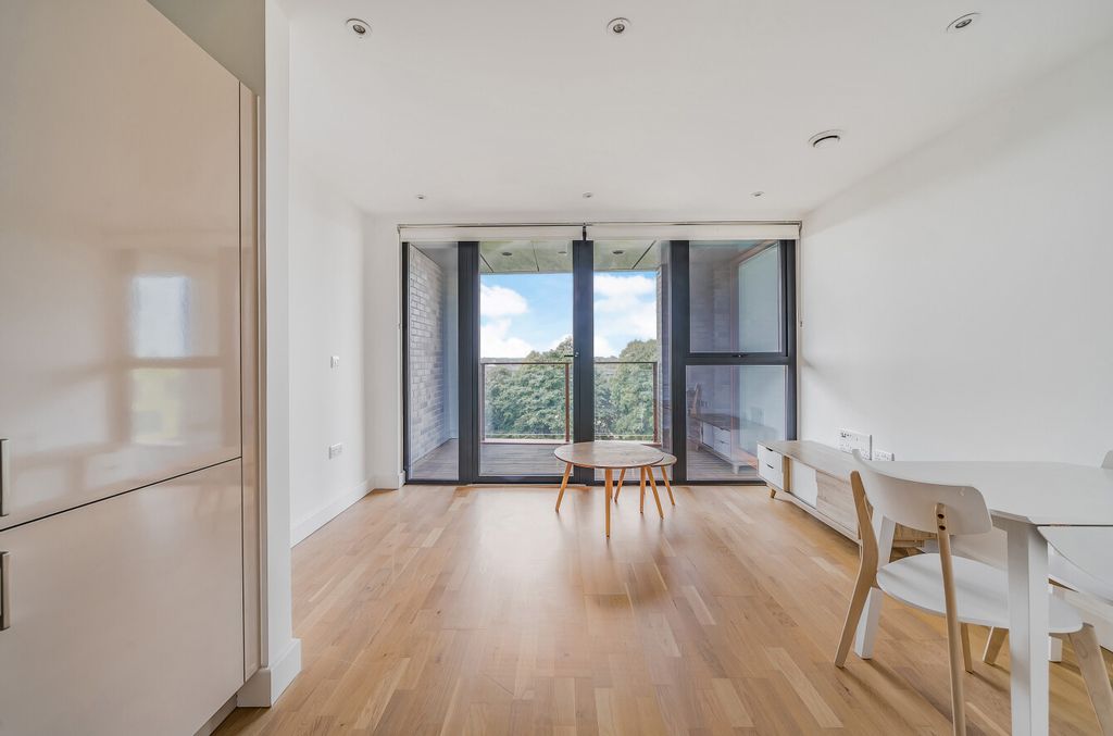 Property photo 3 of 19 1174601 (3).Jpg