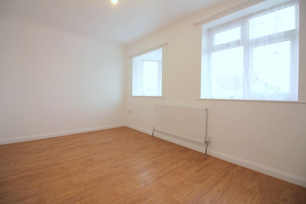 Property photo 3 of 16 Img_8387.Jpg