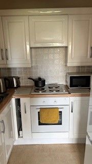 Property photo 3 of 7 Kitchen